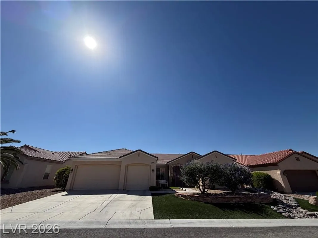 Property Slideshow image 1 of 60 | 2127 clearwater lake dr, Henderson, NV, 89044