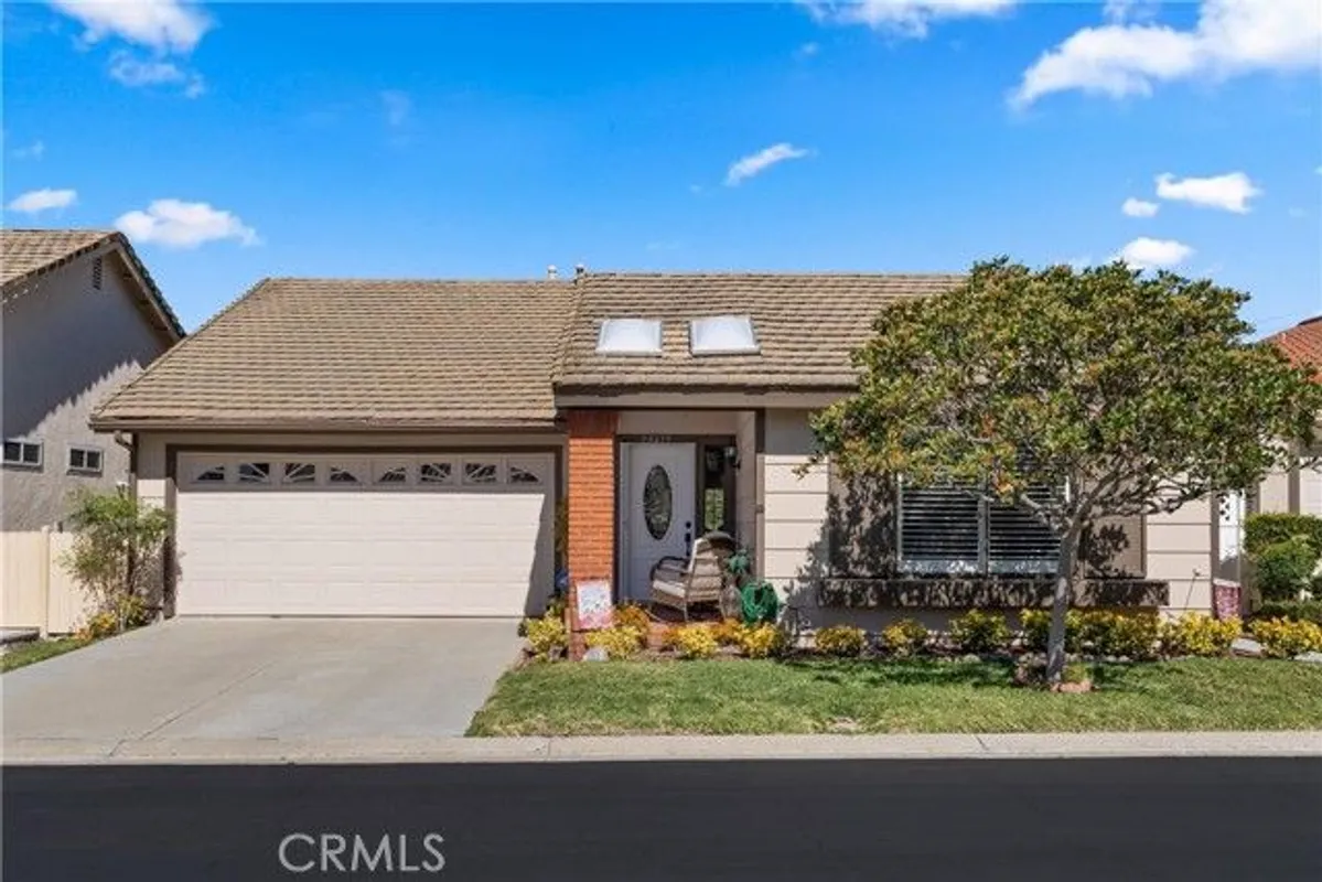 Property Slideshow image 1 of 35 | 28415 alava, Mission Viejo, CA, 92692