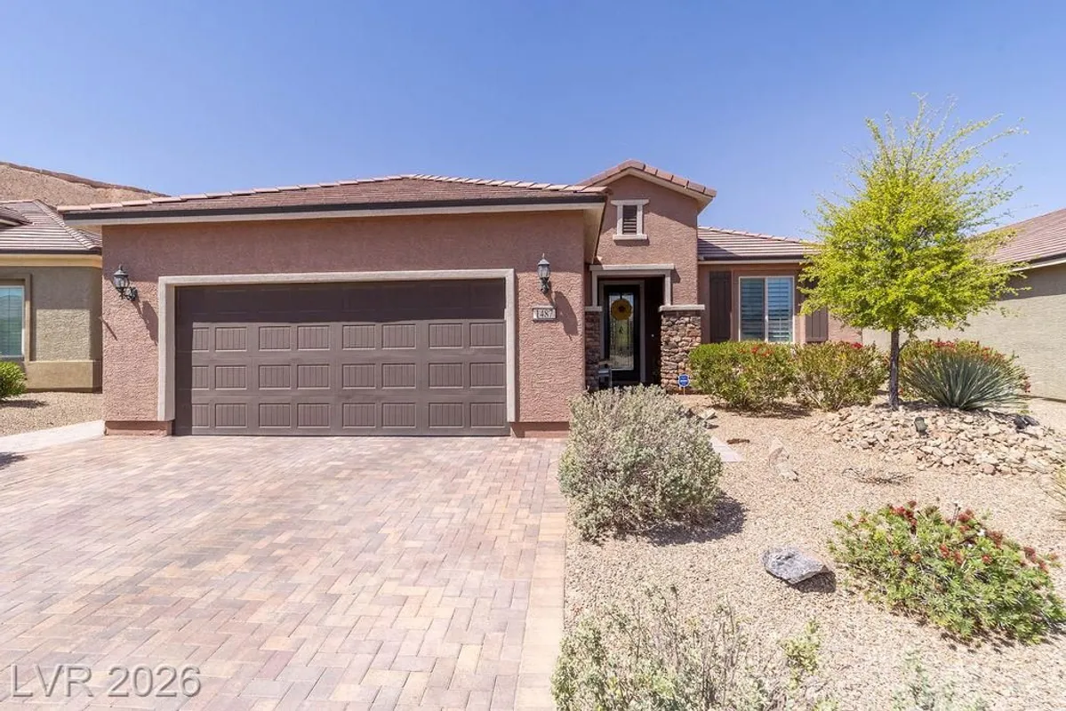 Property Slideshow image 1 of 41 | 1487 rainbow bnd, Mesquite, NV, 89034