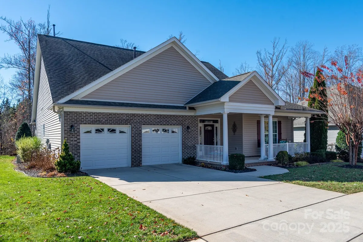 Property Slideshow image 1 of 44 | 12612 meetinghouse dr, Cornelius, NC, 28031