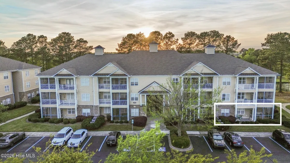 Property Slideshow image 1 of 39 | 270 woodlands way 2, Calabash, NC, 28467