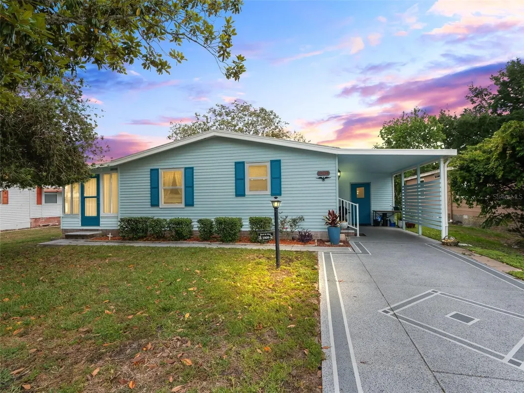 Property Slideshow image 1 of 37 | 1809 daffodil ln, The Villages, FL, 32159