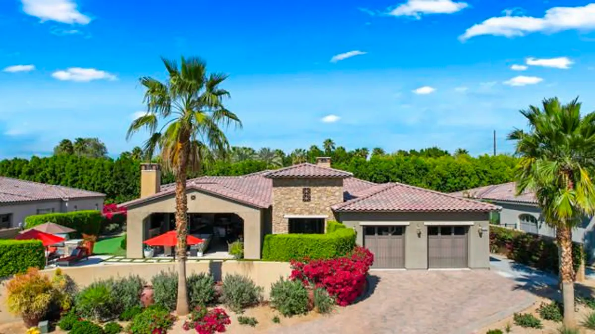 Property Slideshow image 1 of 50 | 55080 autumn valley ct, La Quinta, CA, 92253