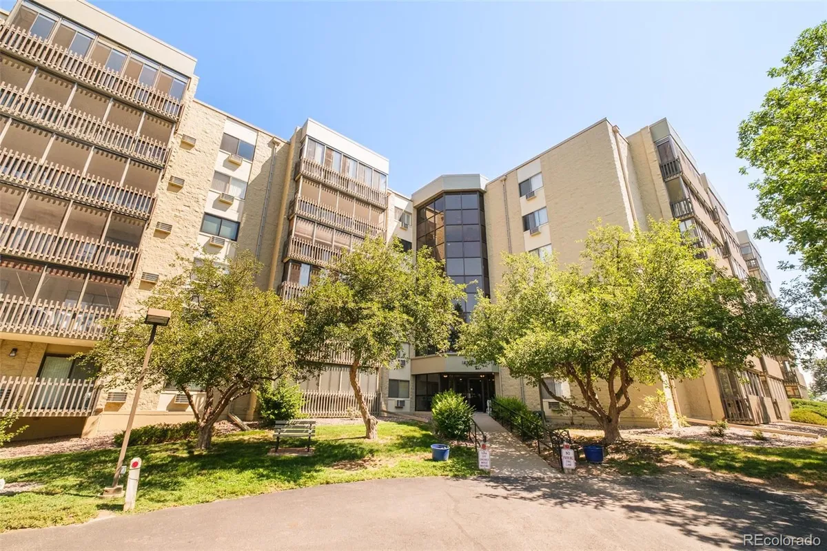 Property Slideshow image 1 of 36 | 14390 e marina dr 311, Aurora, CO, 80014