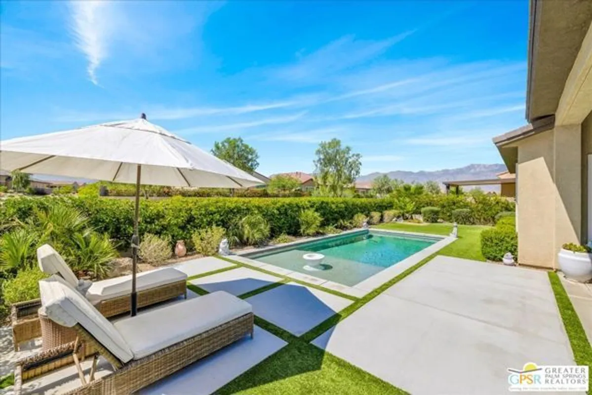 Property Slideshow image 1 of 40 | 31 chardonnay, Rancho Mirage, CA, 92270