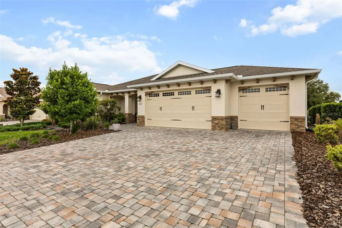 Property Slideshow image 1 of 56 | 9197 sw 89th loop, Ocala, FL, 34481