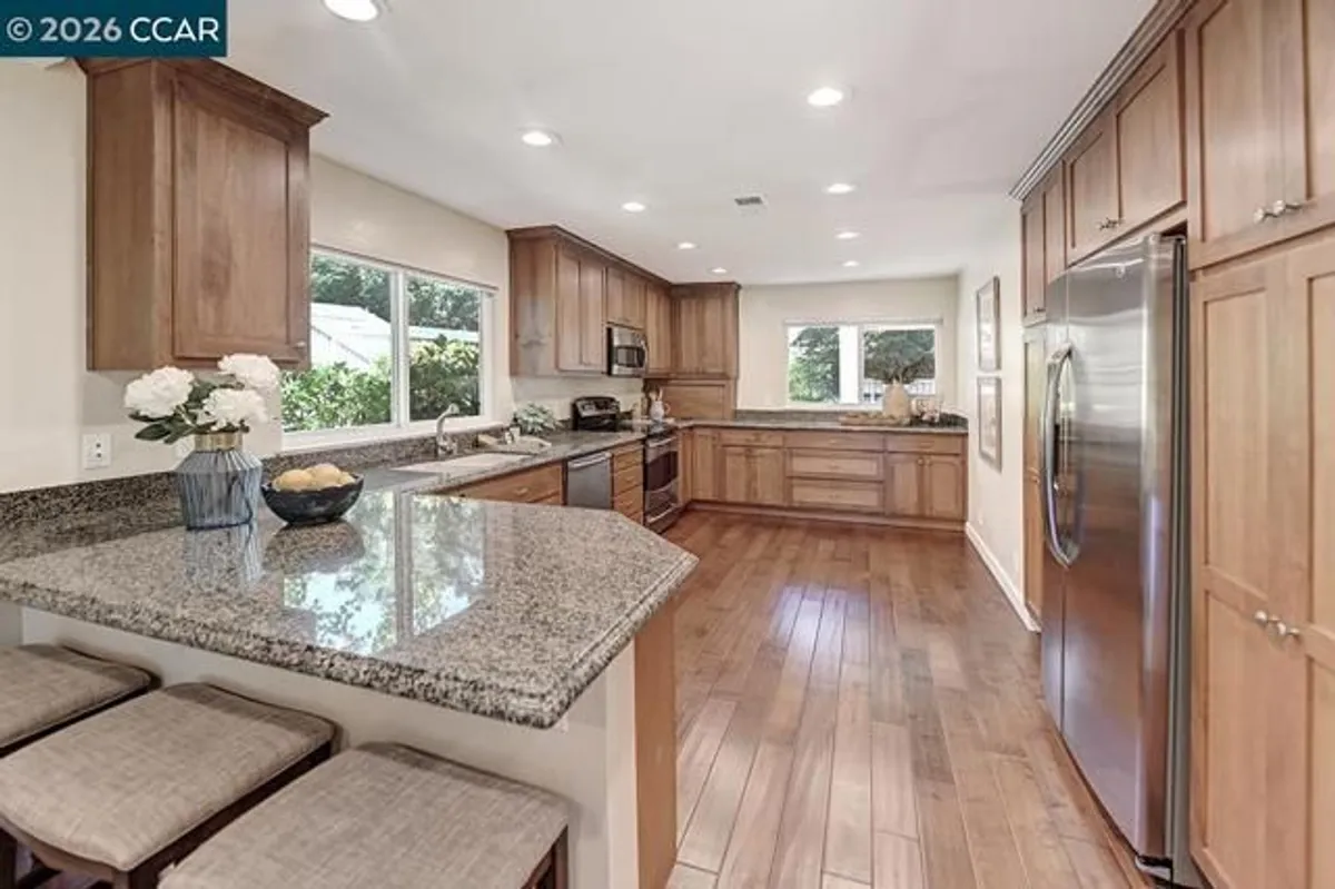 Property Slideshow image 1 of 59 | 2055 cactus ct 6, Walnut Creek, CA, 94595