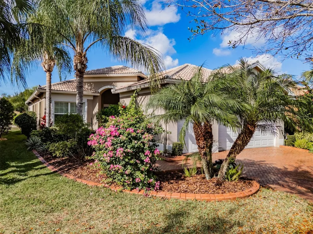 Property Slideshow image 1 of 91 | 4916 grand banks dr, Wimauma, FL, 33598