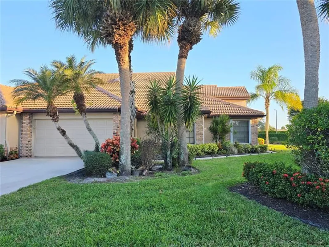 Property Slideshow image 1 of 9 | 8241 bellwort pl # 8241, Boynton Beach, FL, 33472