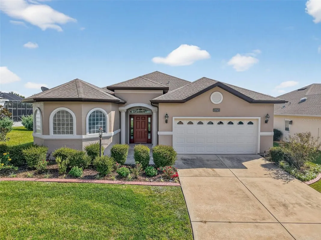Property Slideshow image 1 of 39 | 11276 se 170th pl, Summerfield, FL, 34491