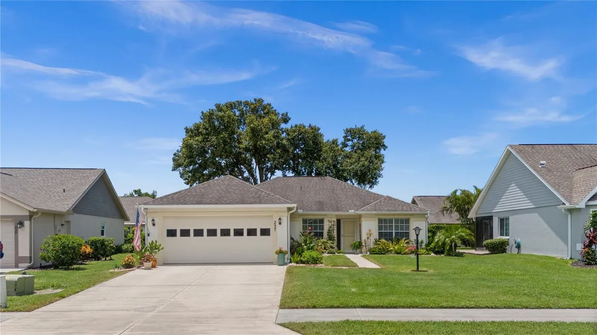 Property Slideshow image 1 of 54 | 237 park forest blvd 156, Englewood, FL, 34223