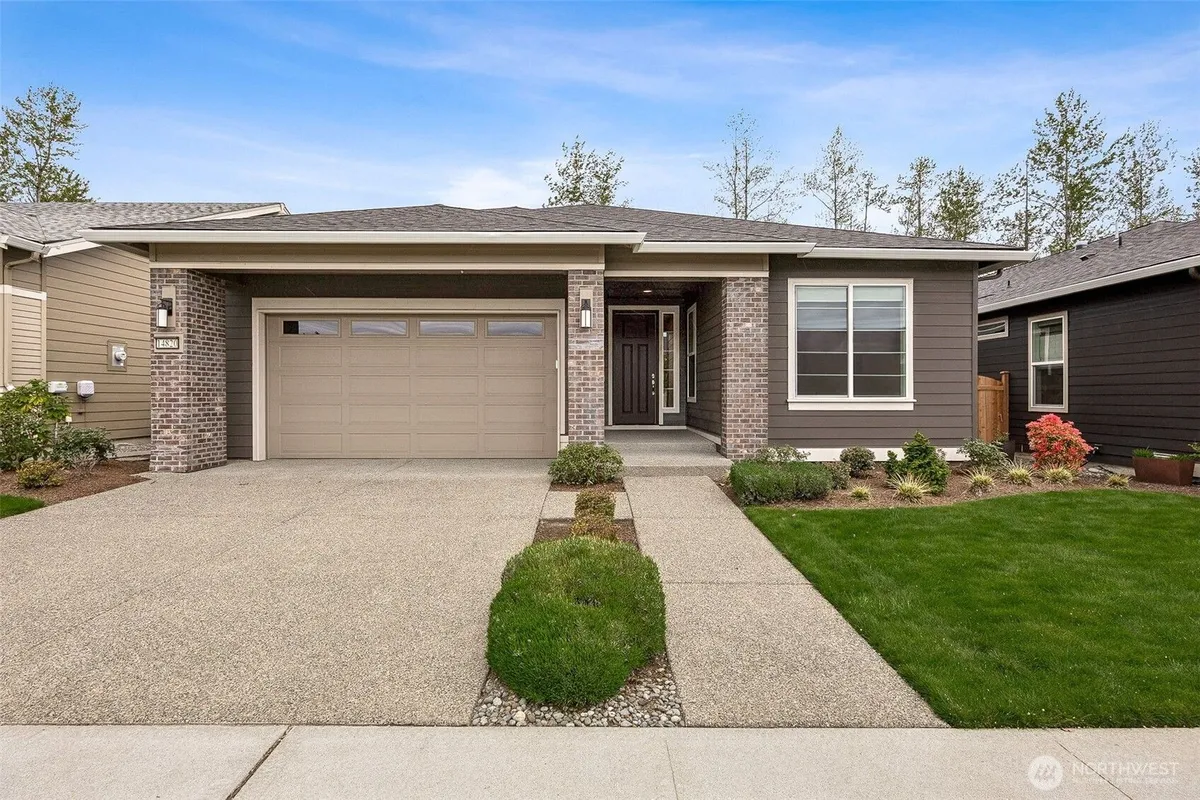 Property Slideshow image 1 of 38 | 14820 179th ave, Bonney Lake, WA, 98391