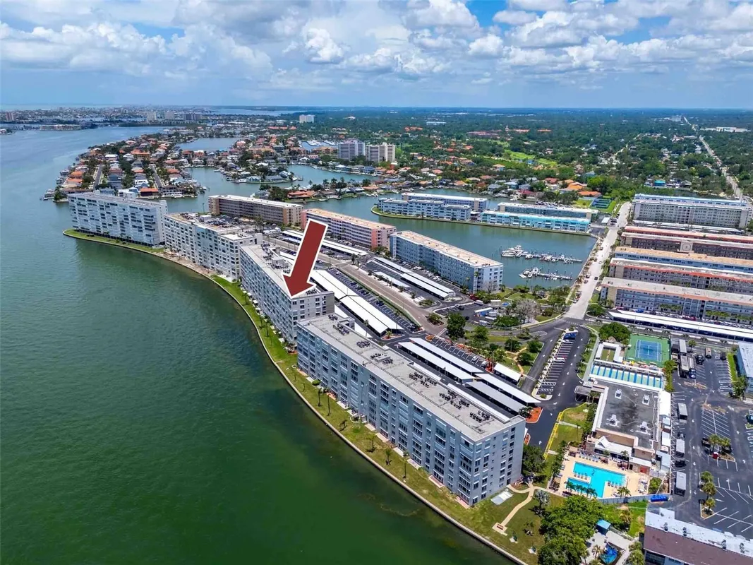 Property Slideshow image 1 of 59 | 5980 shore blvd 701, Gulfport, FL, 33707