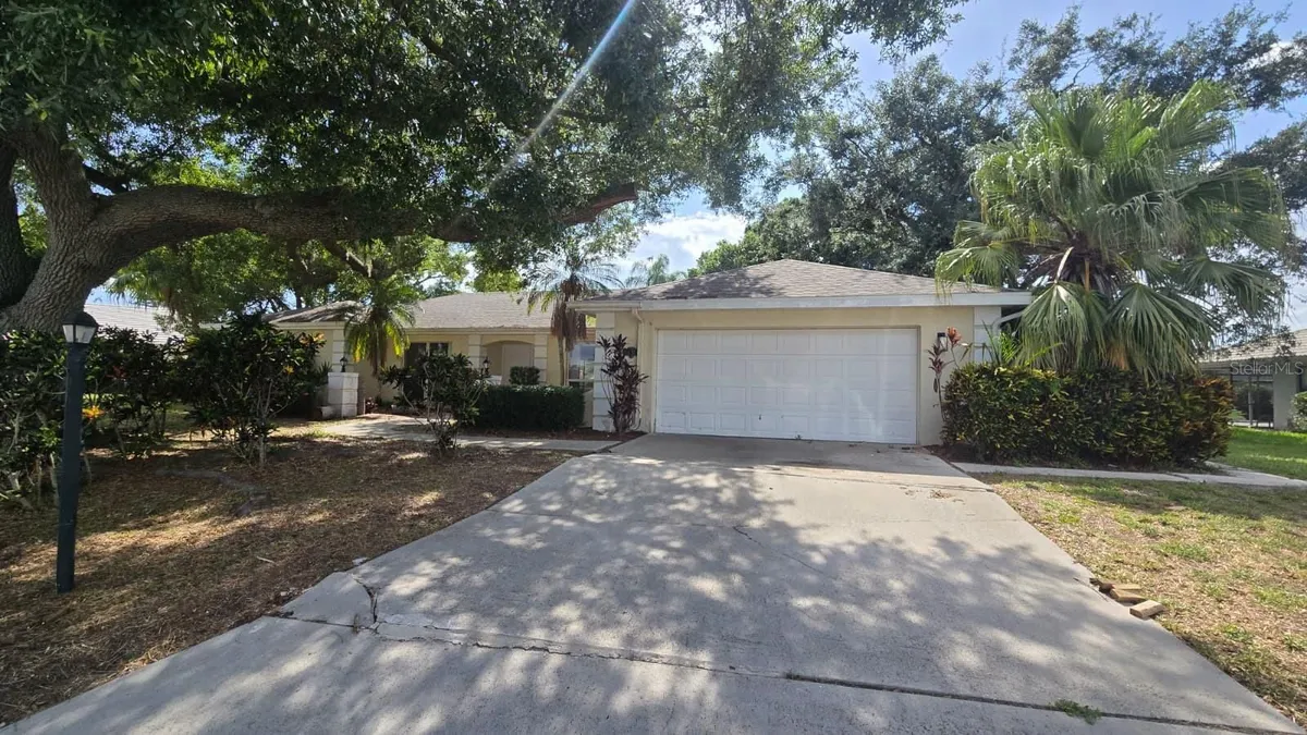 Property Slideshow image 1 of 1 | 5697 country lakes dr, Sarasota, FL, 34243