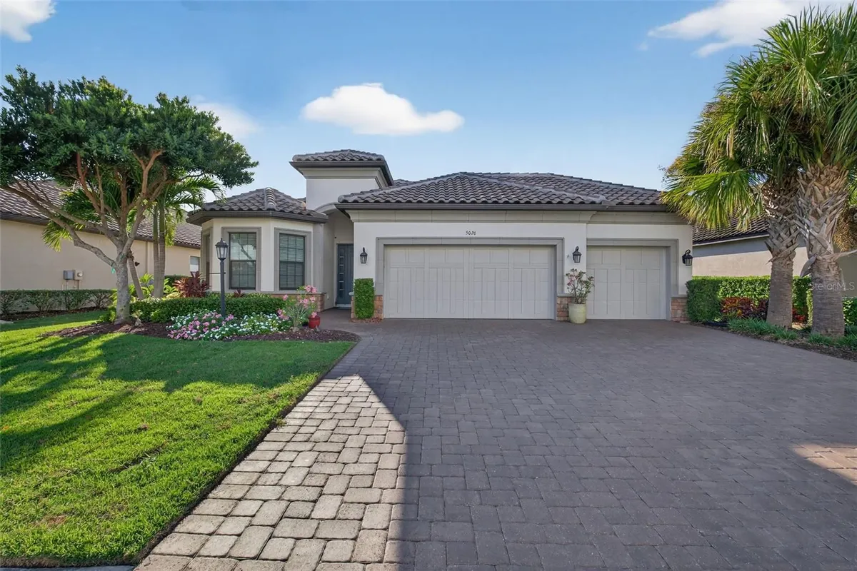 Property Slideshow image 1 of 74 | 5026 tivoli run, Bradenton, FL, 34211