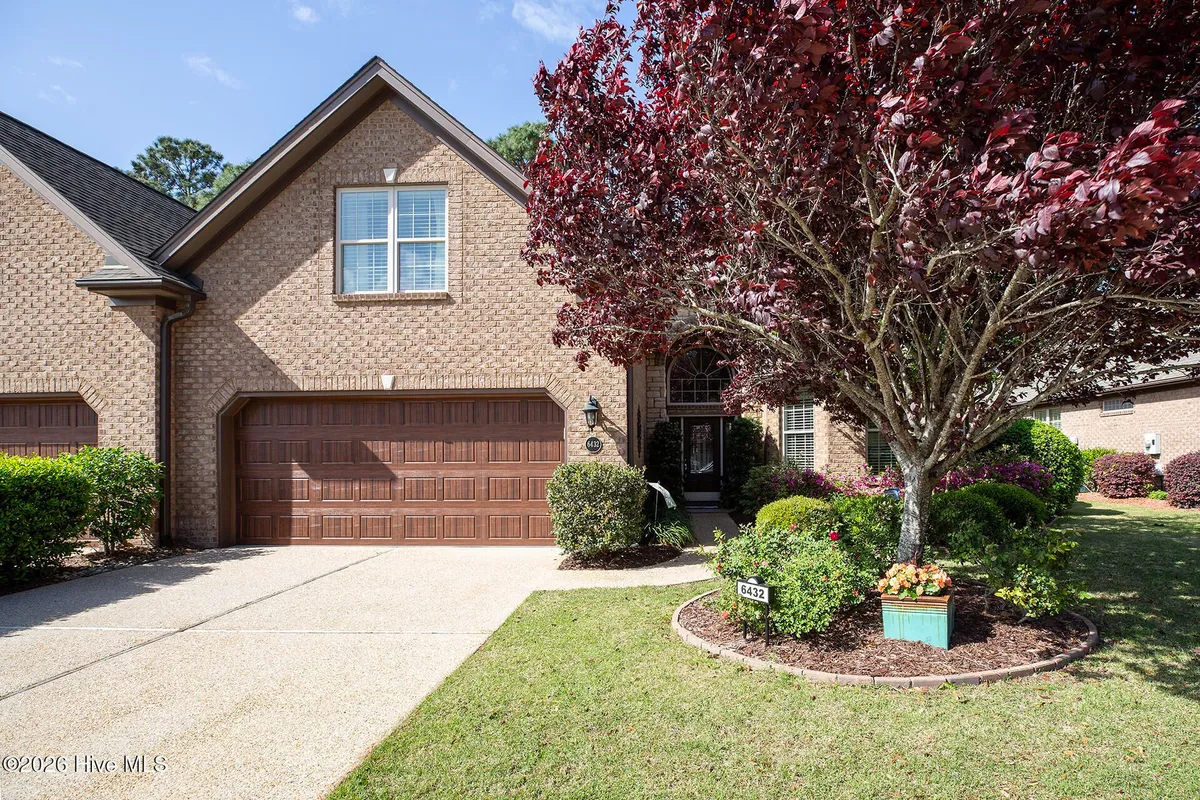 Property Slideshow image 1 of 50 | 6432 motts village rd, Wilmington, NC, 28412