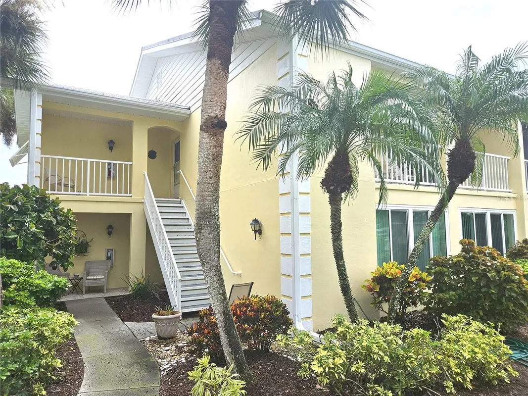 Property Slideshow image 1 of 32 | 418 cerromar ct 257, Venice, FL, 34293