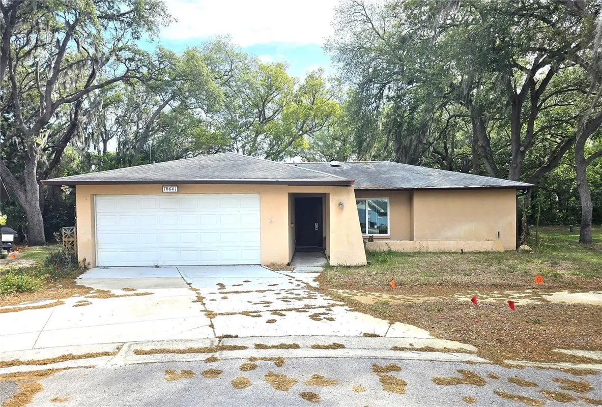 Property Slideshow image 1 of 41 | 10641 timber ln, Port Richey, FL, 34668