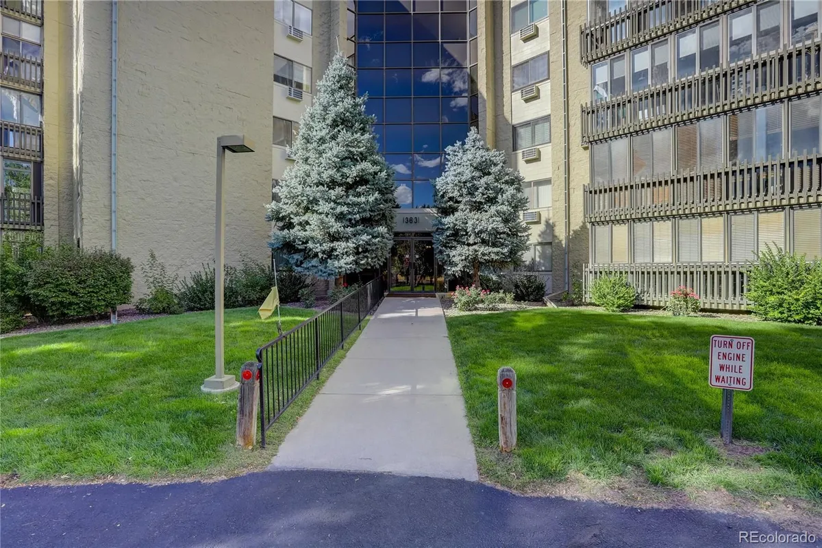 Property Slideshow image 1 of 26 | 13631 e marina dr 608, Aurora, CO, 80014