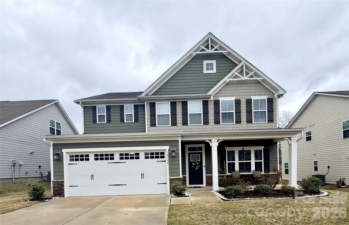 Property Slideshow image 1 of 9 | 10190 black locust ln 383, Charlotte, NC, 28215