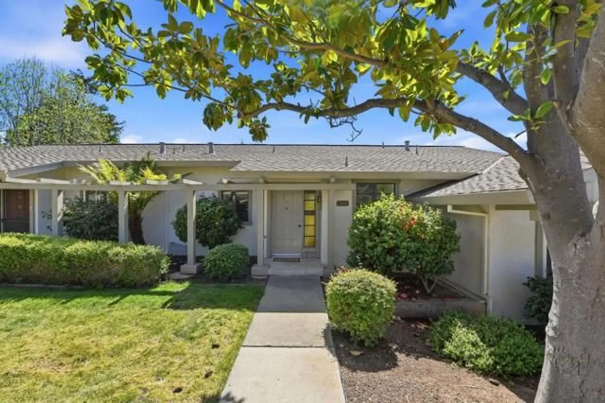 Property Slideshow image 1 of 35 | 5555 cribari cir, San Jose, CA, 95135