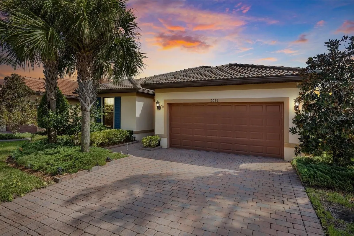 Property Slideshow image 1 of 50 | 5086 pendelton sq, Vero Beach, FL, 32967