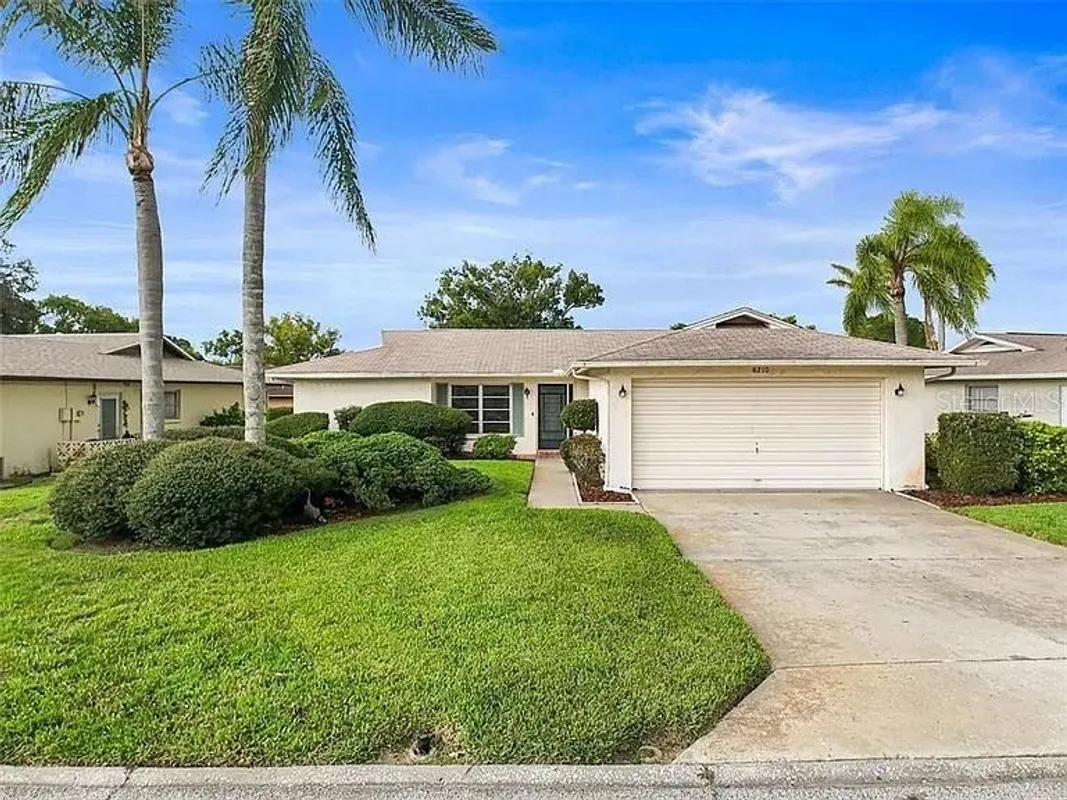 Property Slideshow image 1 of 1 | 8210 lora del rio dr, Port Richey, FL, 34668