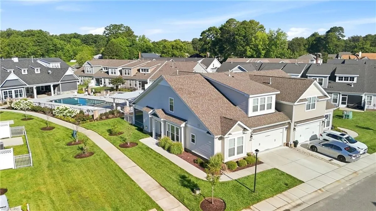 Property Slideshow image 1 of 50 | 3106 lantern pl, Chesapeake, VA, 23321