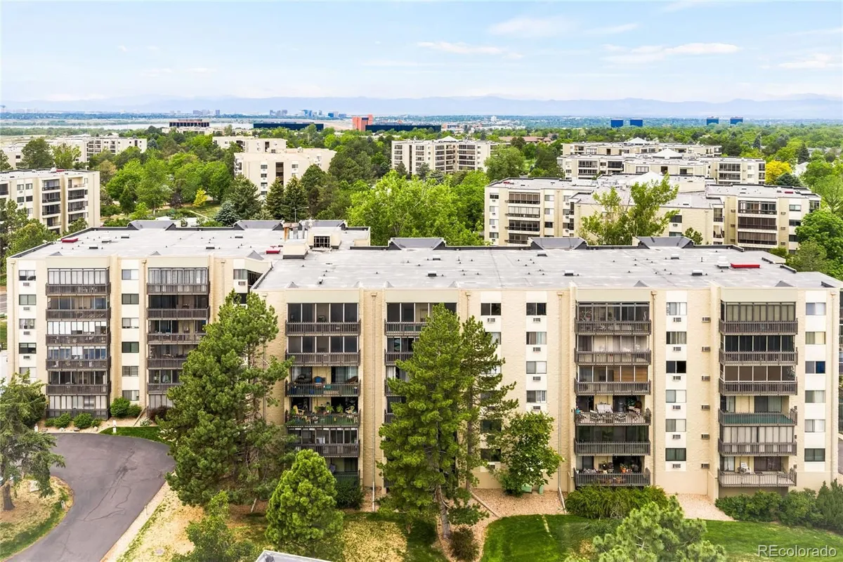 Property Slideshow image 1 of 27 | 14001 e marina dr 508, Aurora, CO, 80014