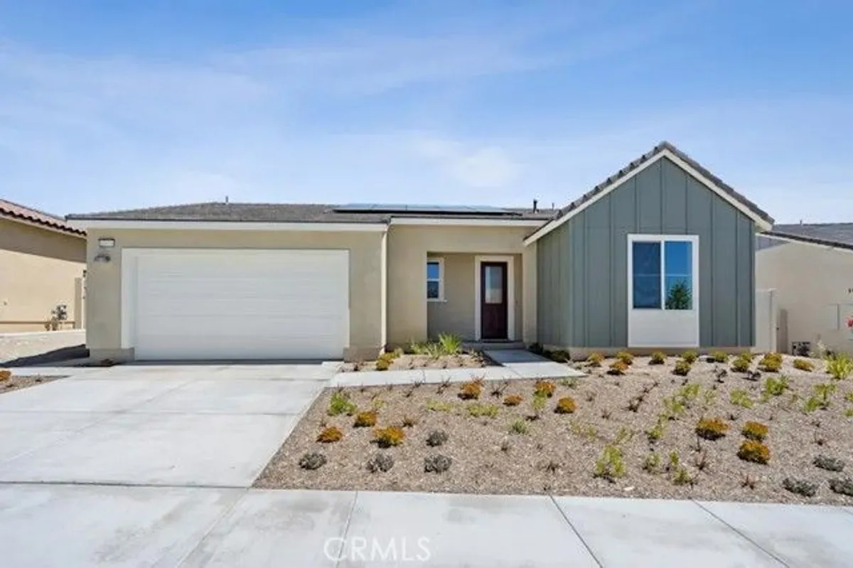 Property Slideshow image 1 of 29 | 28916 vertex way, Canyon Country, CA, 91350