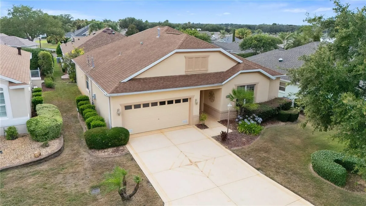 Property Slideshow image 1 of 27 | 1570 gifford ct, The Villages, FL, 32162