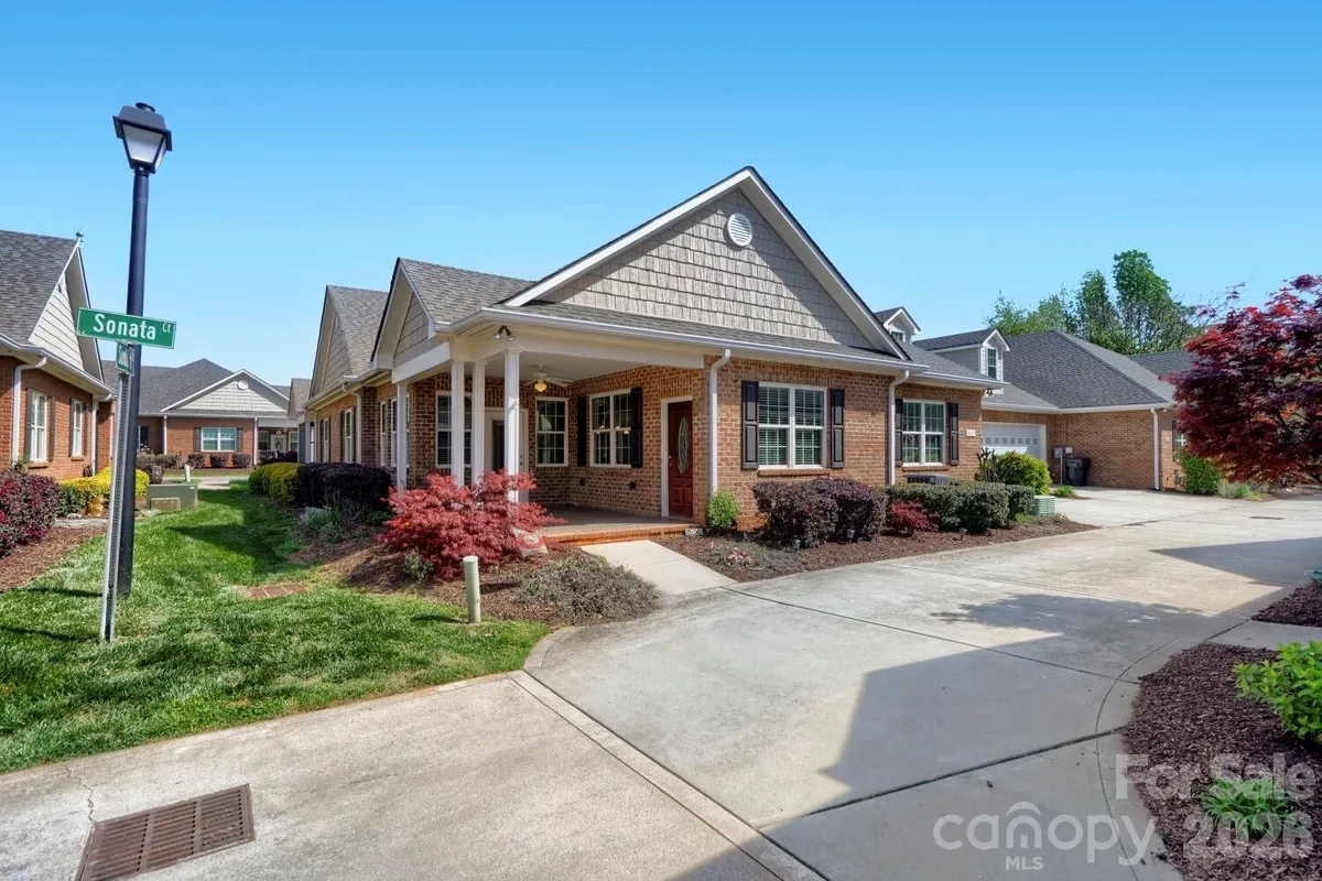 Property Slideshow image 1 of 29 | 8655 sonata ct, Denver, NC, 28037