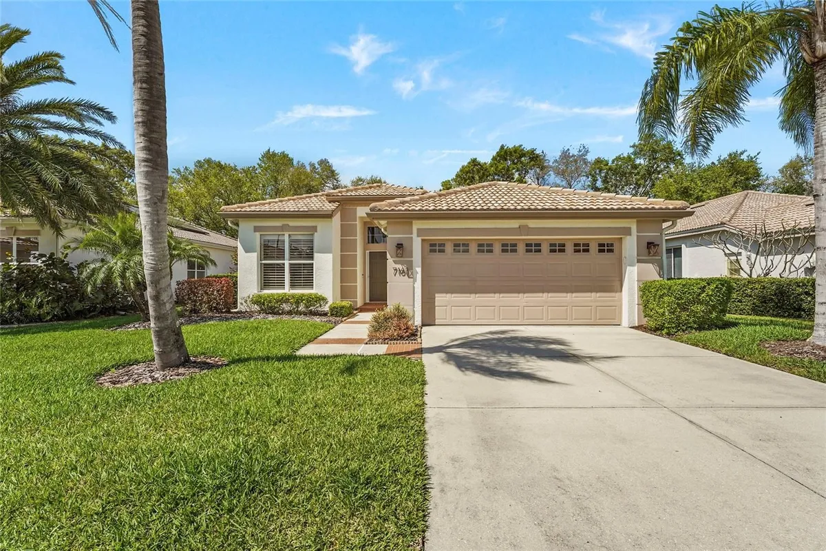 Property Slideshow image 1 of 82 | 7161 drewrys blf, Bradenton, FL, 34203