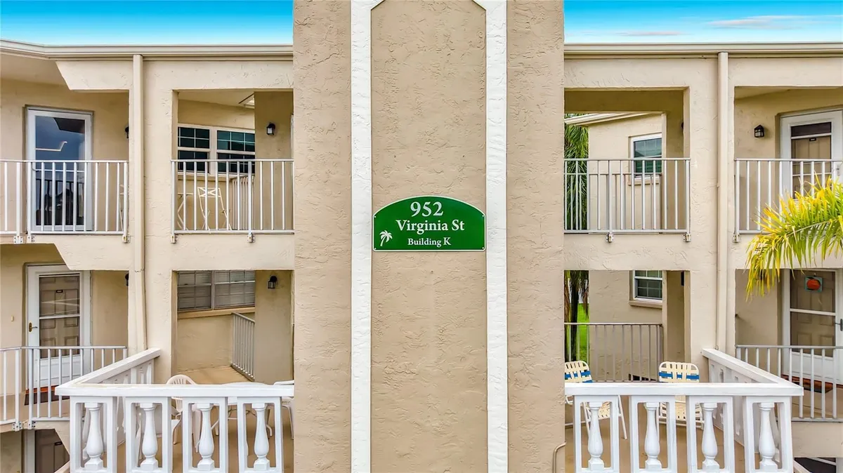 Property Slideshow image 1 of 32 | 952 virginia st 207, Dunedin, FL, 34698