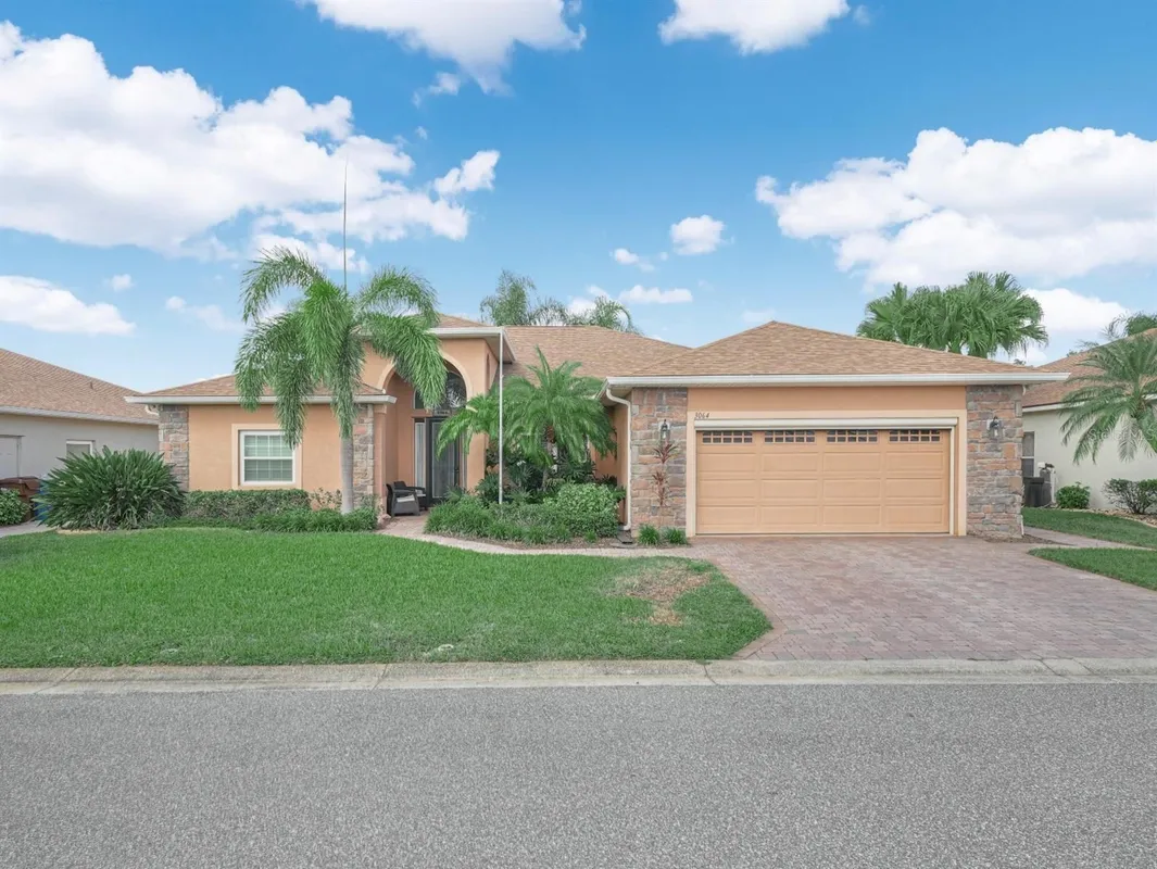 Property Slideshow image 1 of 72 | 3064 dunmore dr, Lake Wales, FL, 33859