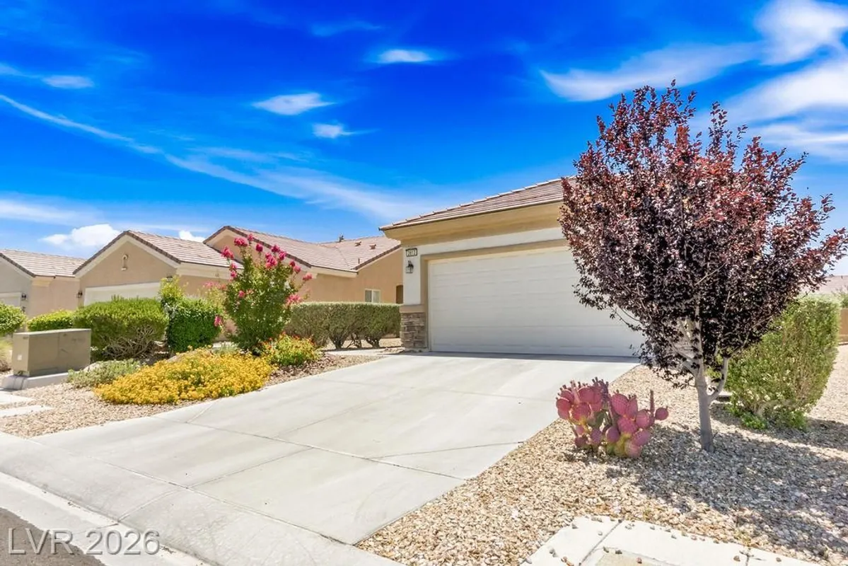 Property Slideshow image 1 of 26 | 2613 desert sparrow ave, North Las Vegas, NV, 89084
