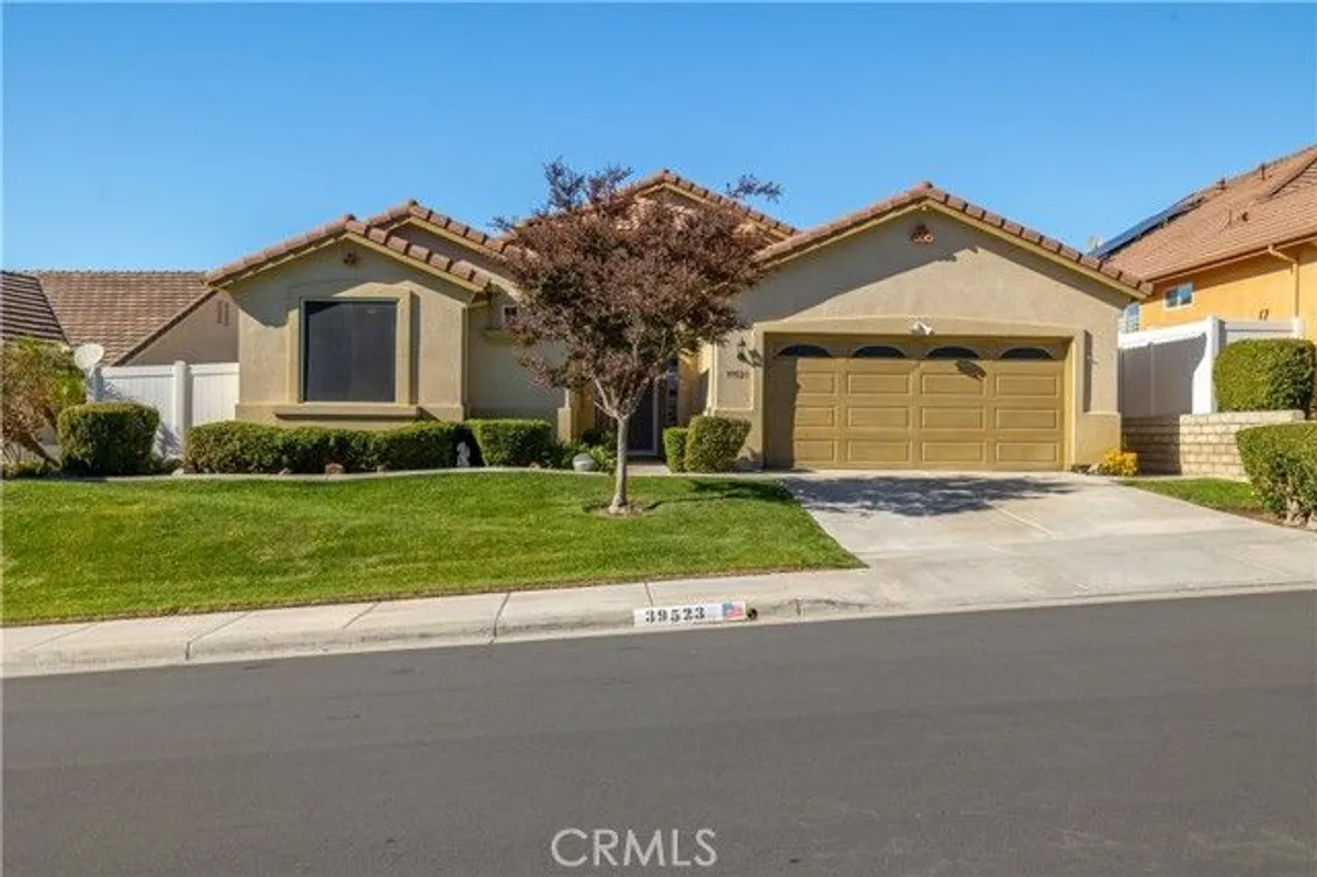 Property Slideshow image 1 of 67 | 39523 sierra madre dr, Murrieta, CA, 92563