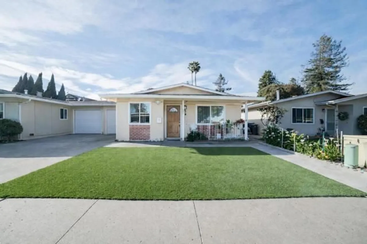 Property Slideshow image 1 of 15 | 608 bronte ave, Watsonville, CA, 95076