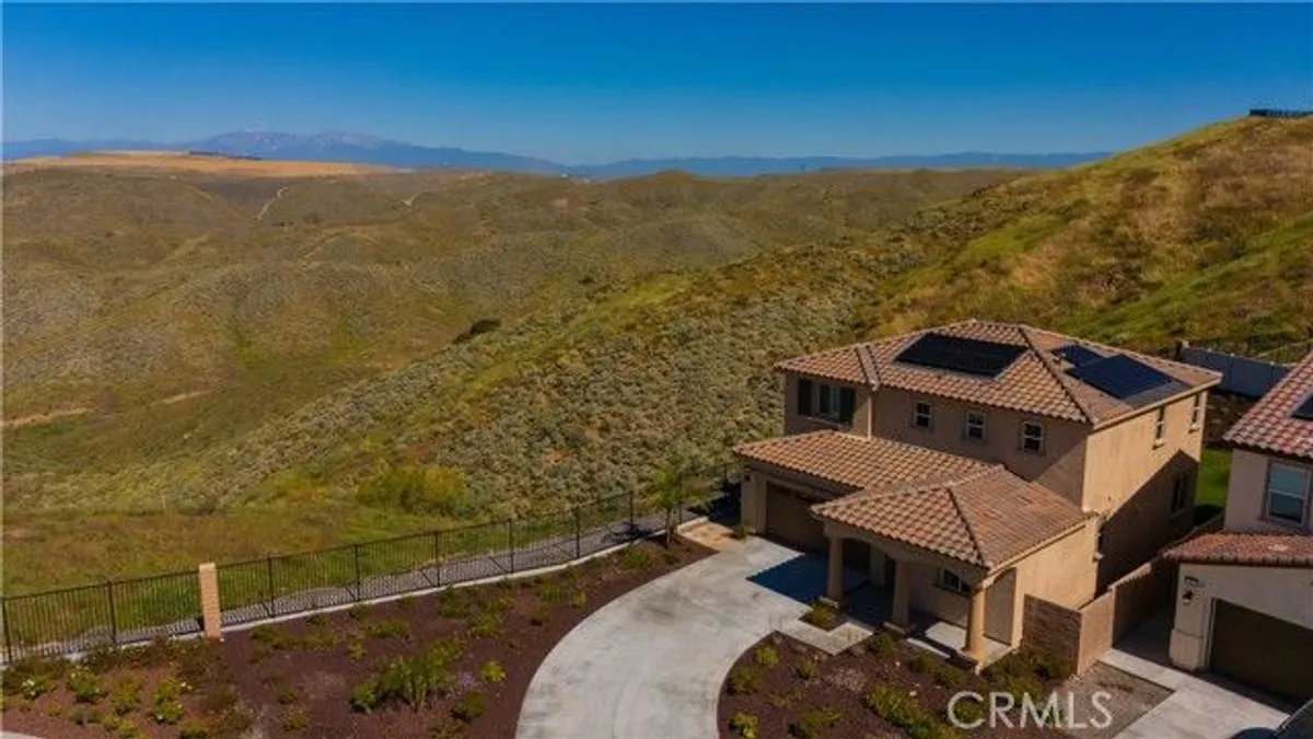 Property Slideshow image 1 of 44 | 23798 solaris ct, Corona, CA, 92883