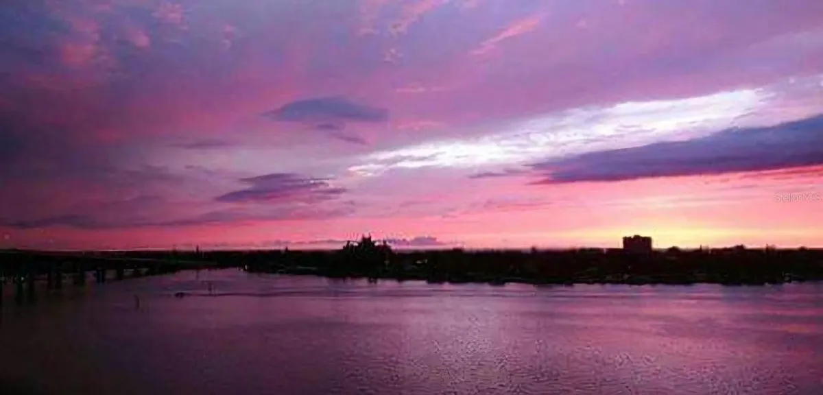 Property Slideshow image 1 of 28 | 6265 sun blvd apt 806, St Petersburg, FL, 33715