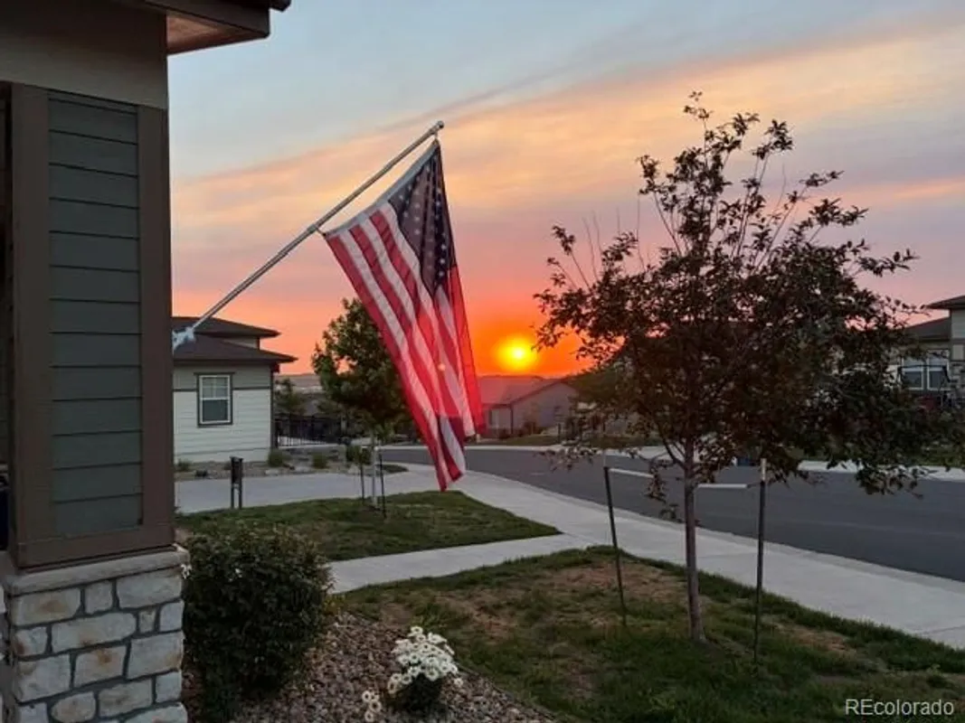 Property Slideshow image 1 of 2 | 10755 bear cub dr, Broomfield, CO, 80021