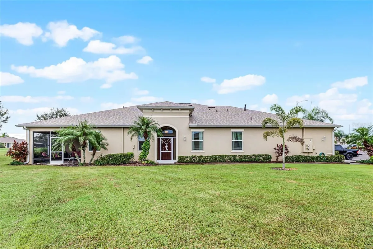 Property Slideshow image 1 of 18 | 2504 sapphire greens ln, Sun City Center, FL, 33573