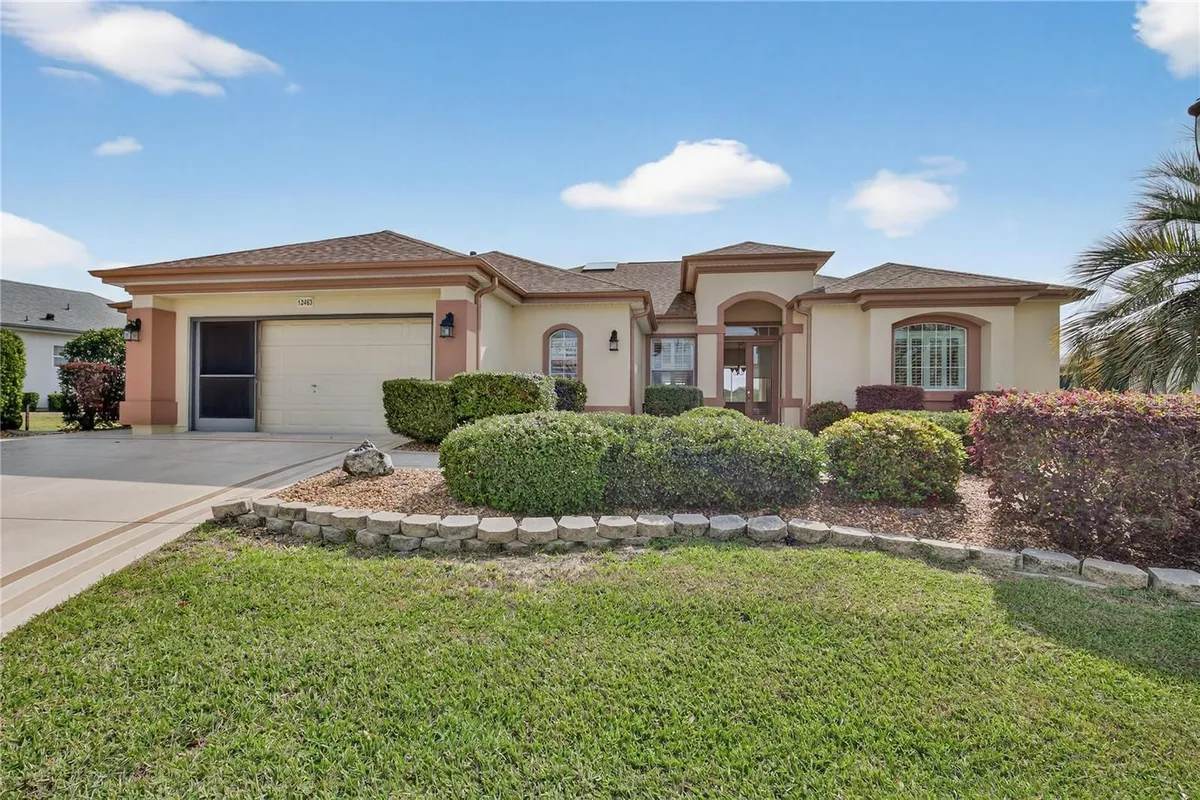 Property Slideshow image 1 of 46 | 12463 se 93rd court rd, Summerfield, FL, 34491