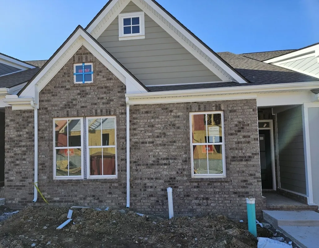 Property Slideshow image 1 of 38 | 407 stonehaus xing, Antioch, TN, 37013