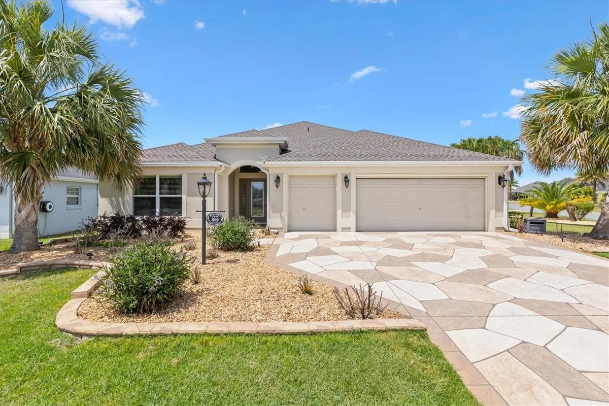 Property Slideshow image 1 of 44 | 3860 underwood st, The Villages, FL, 32163