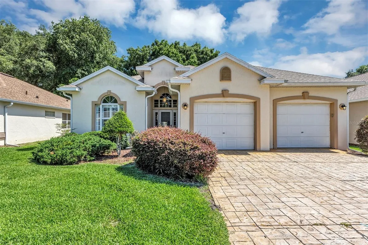 Property Slideshow image 1 of 38 | 11003 sw 69th cir, Ocala, FL, 34476