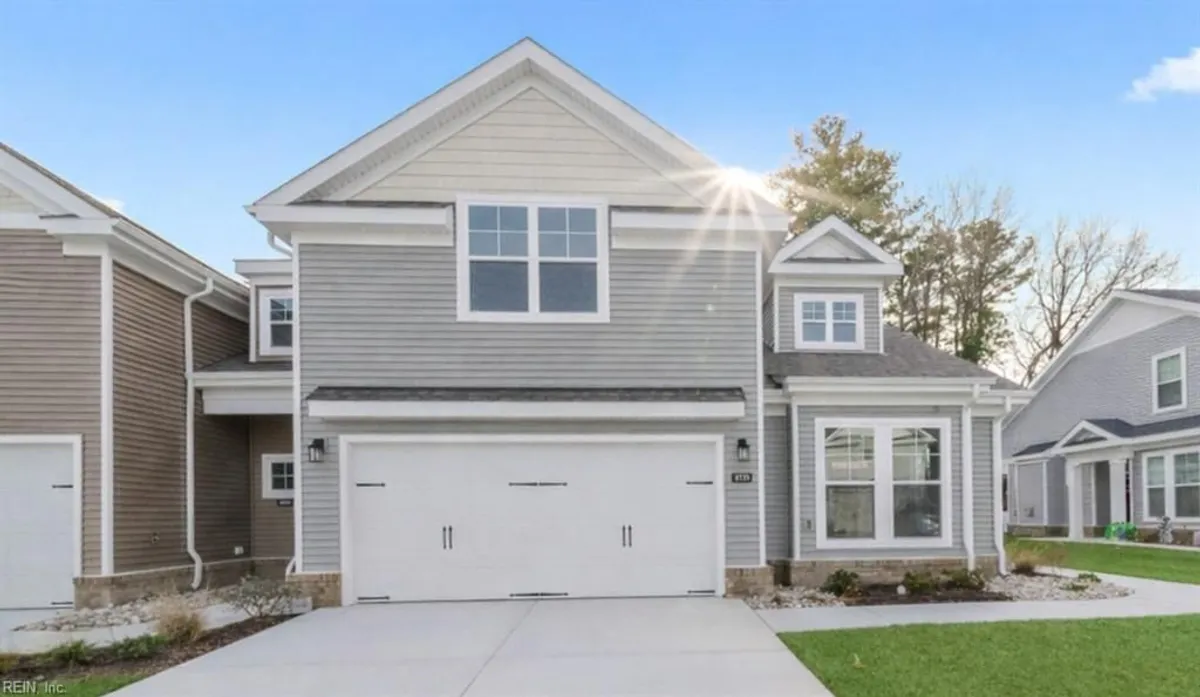 Property Slideshow image 1 of 31 | 4725 mahogany run, Chesapeake, VA, 23321