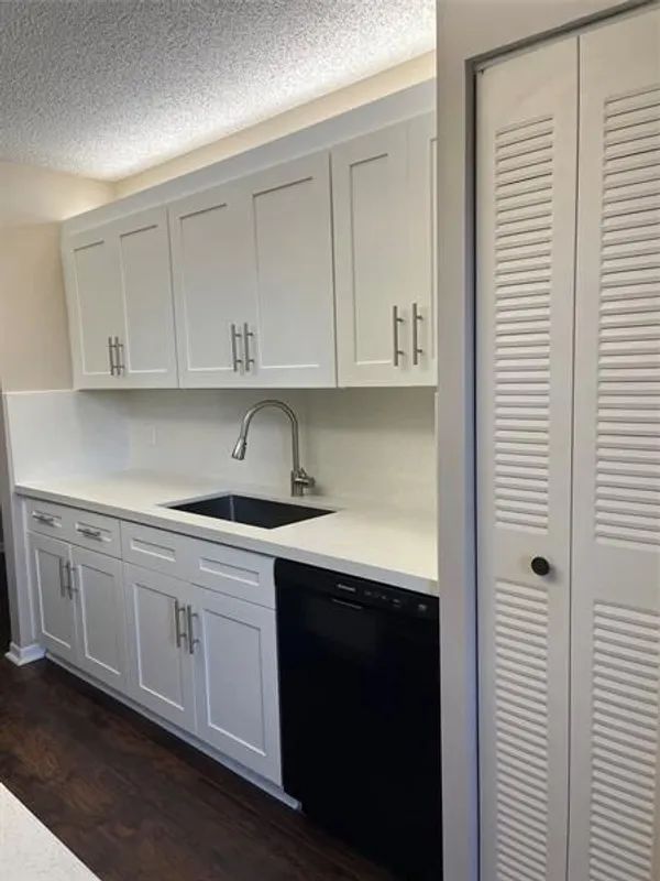 Property Slideshow image 1 of 16 | 1100 sw 128th ter apt 402, Pembroke Pines, FL, 33027