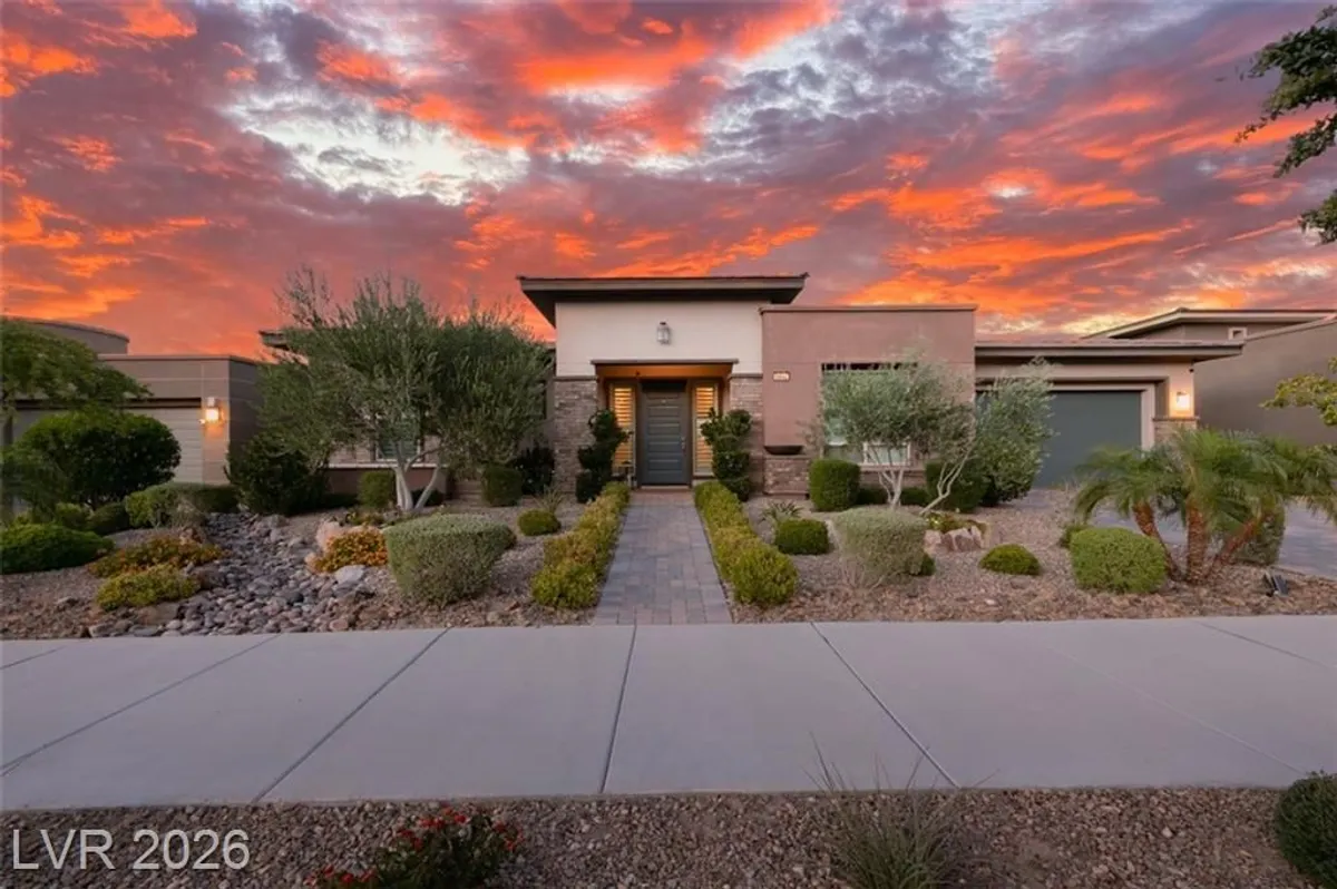 Property Slideshow image 1 of 56 | 6842 regency crest ave, Las Vegas, NV, 89148