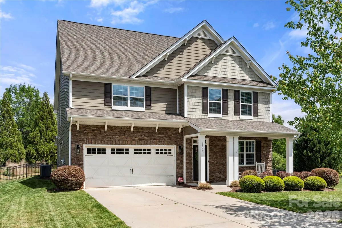 Property Slideshow image 1 of 43 | 3249 elyse manor ct, Charlotte, NC, 28214